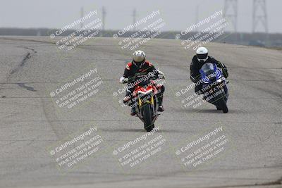 media/Nov-29-2025-TrackDaz (Sat) [[10ae2d9bce]]/B Group/Session 3 (Outside Grapevine)/